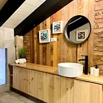Casa Da Artista - Stylish House With Plunge Pool And Lush Garden Close To Feriehus Estômbar