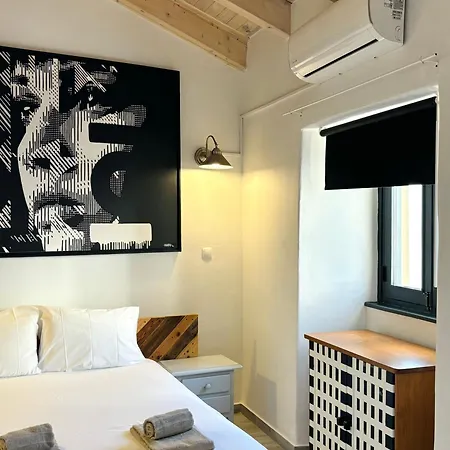 Casa Da Artista - Stylish House With Plunge Pool And Lush Garden Close To Holiday home *